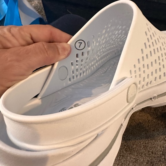 Skechers White Mules & Clogs - Picture 6 of 6